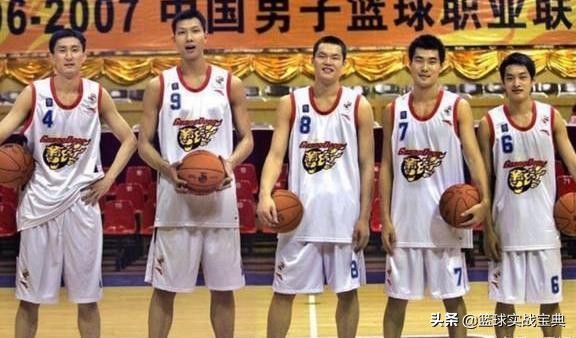 nba亚洲控卫有哪些(中国男篮最具天赋的控卫！前途媲美艾弗森，7.4分奥运会奇兵)