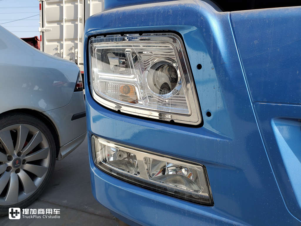 售价不到28万，欧曼GTL推出质享版牵引车，到底都有啥配置？