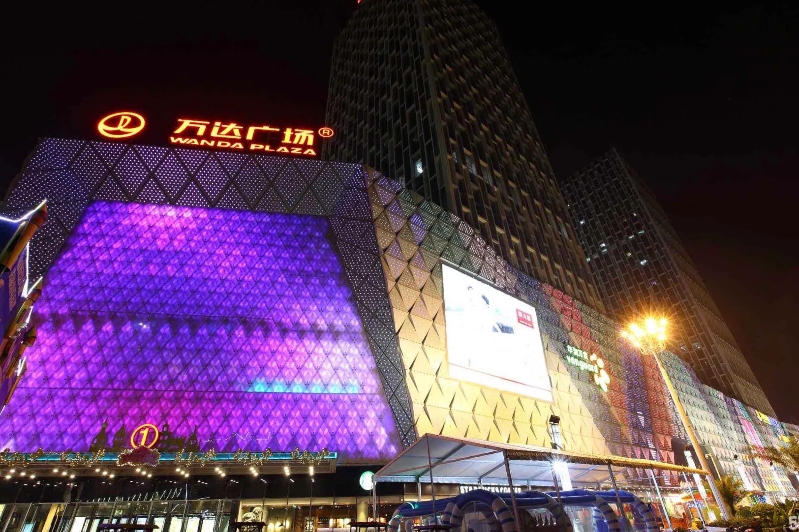 广州夏天适合逛街的室内商城广场（2）