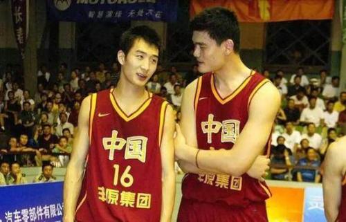 篮协为什么不让球员打nba(中国球员被NBA拒之门外的原因，伤病合同实力还有篮协的阻挠)