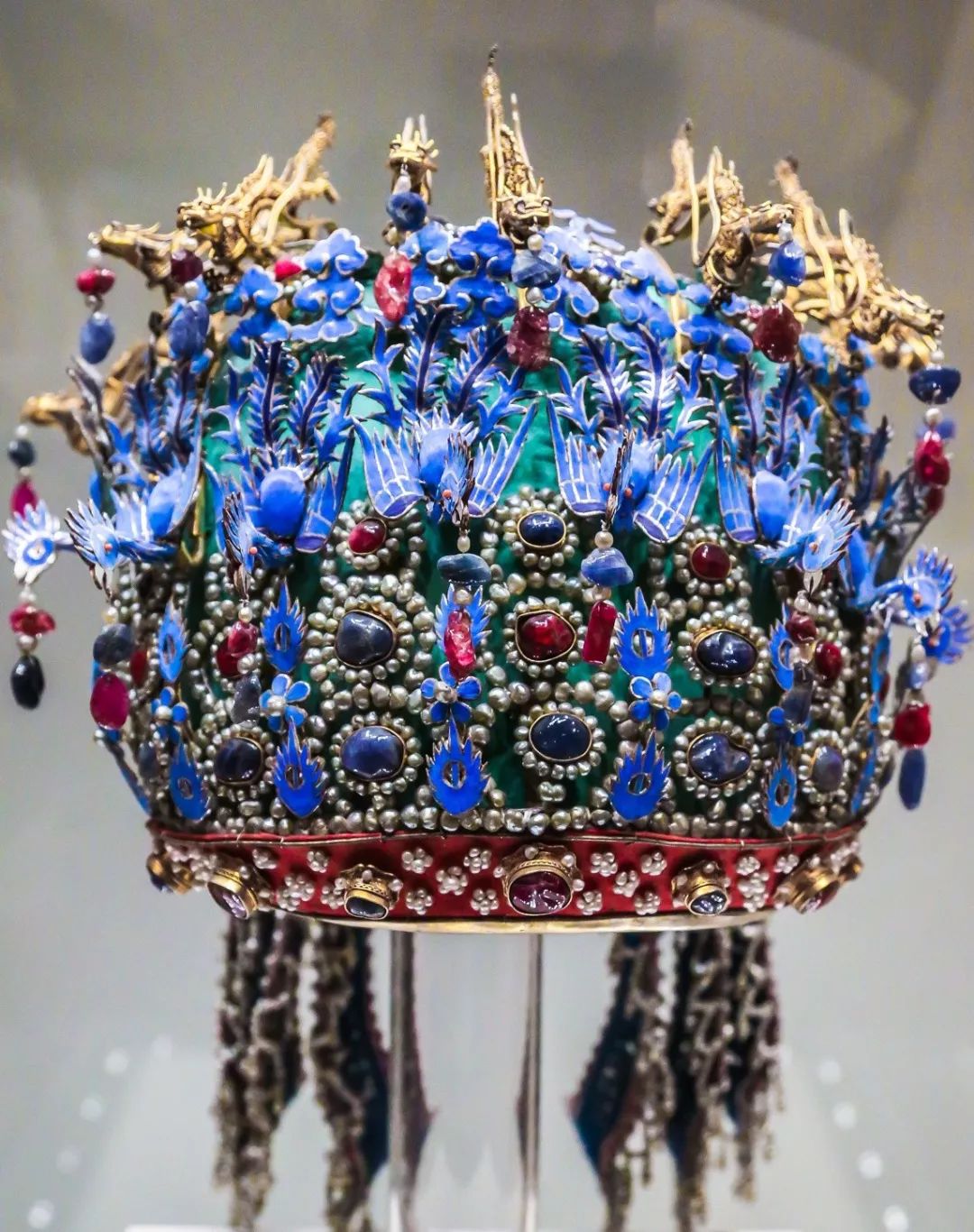 汉服科普 | 古人的凤冠霞帔,到底能有多美?