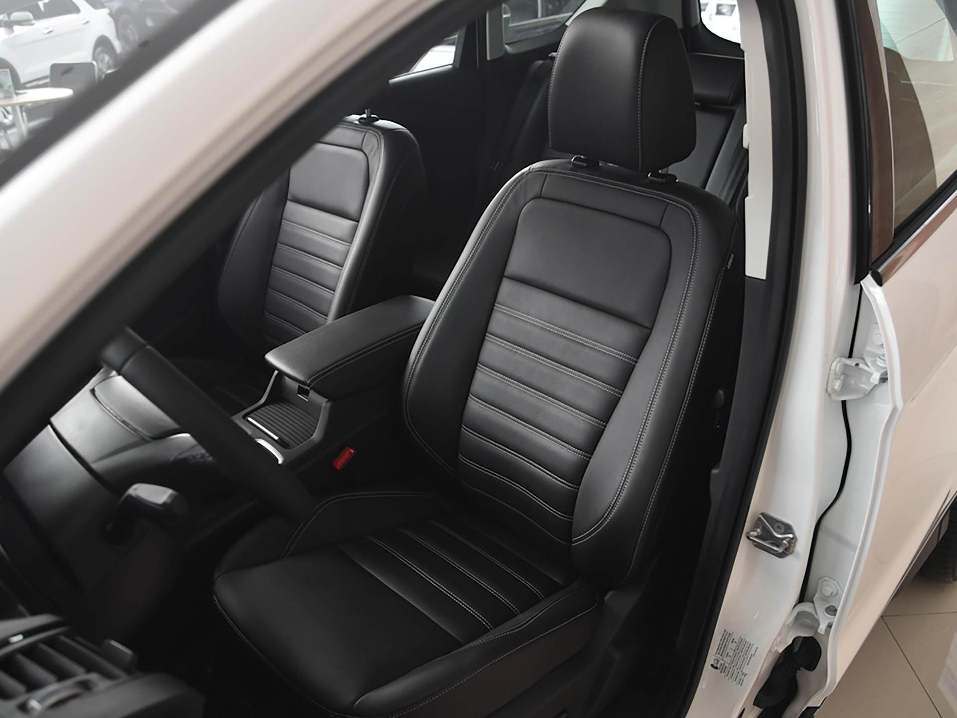 四缸增压，油耗7.2L，自动挡低价格的合资SUV，实拍翼虎