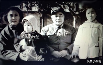 尤太忠买了5条好烟，落难中的邓政委点燃一支：多年没抽好烟了