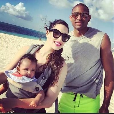 nba球星的老婆哪些是白人(NBA球星中白人老婆与黑人老婆都有哪些优缺点，谁的老婆最美？)