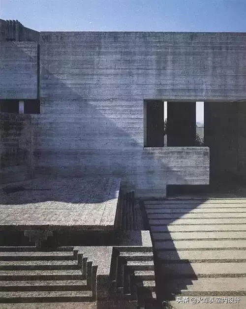 解构主义=凹造型？