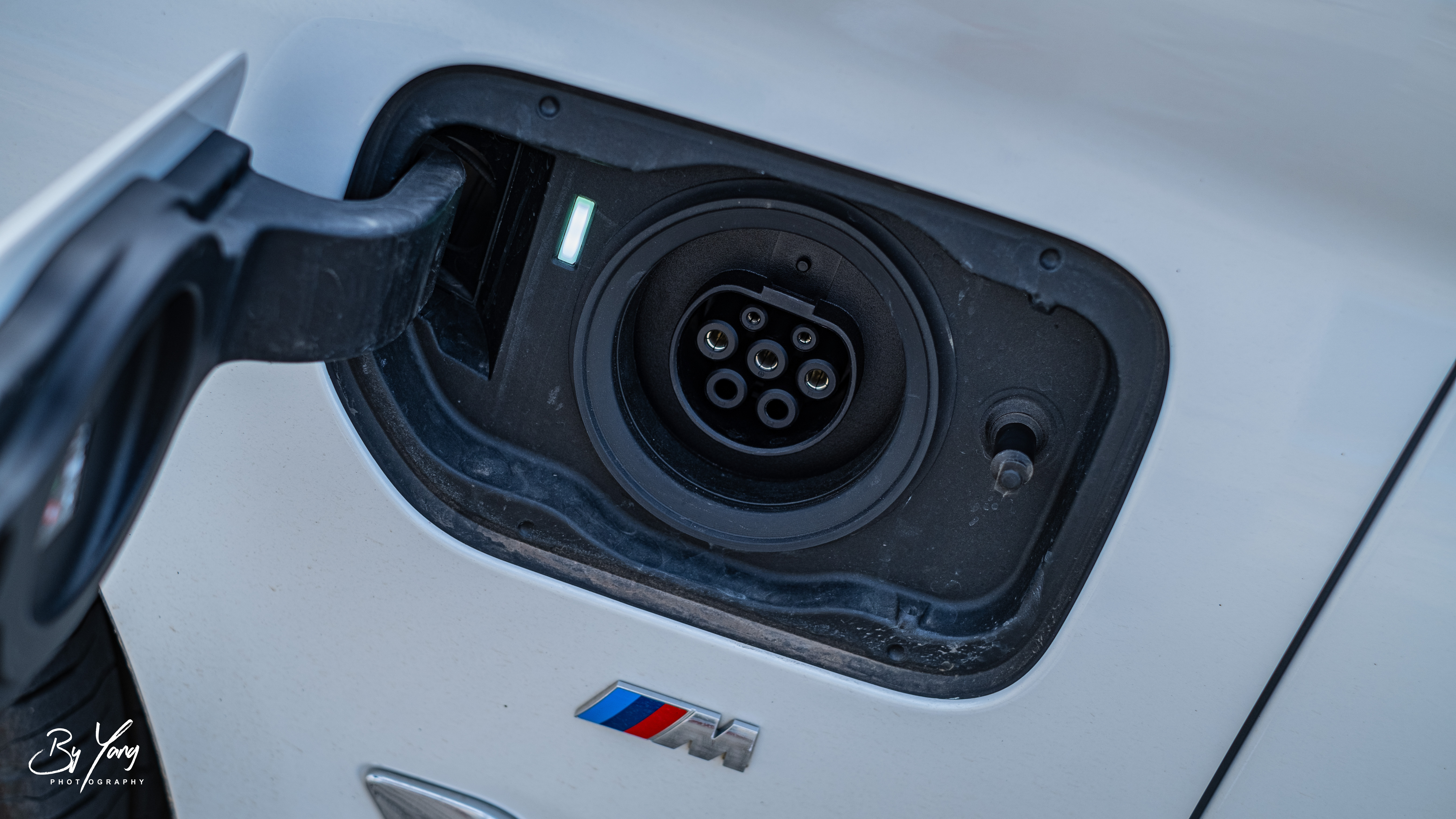 体验宝马5系535le插混版