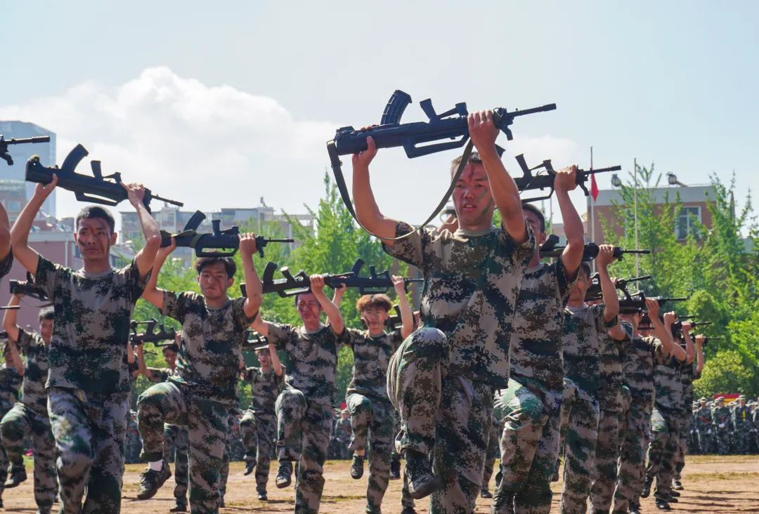 2021全国大学军训时间表出炉，最长将近一个月，还有大学不用军训