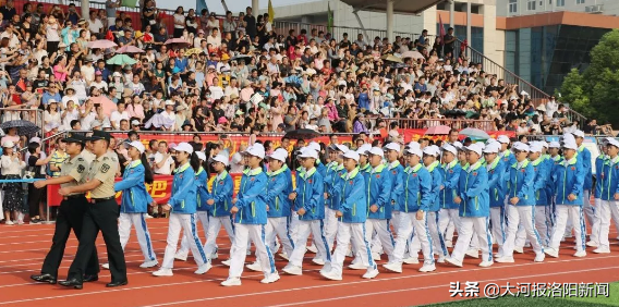 洛阳二外2019年新生国防教育暨入校课程闭营仪式圆满收官