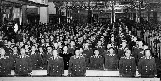 十大元帅1937年谁的级别最高：叶剑英第三，陈毅第九，罗荣桓垫底