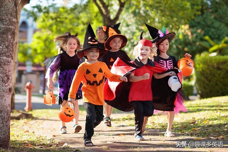 万圣节的英文不是 Halloween？之前过的是假万圣节吗？