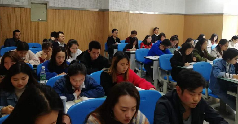 毕业后才发现，公办专科和民办三本有差距，希望你没选错