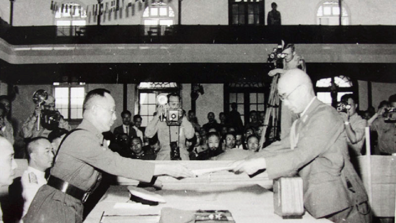 国军将领陈颐鼎被俘，刘伯承为何三顾茅庐，请他执教南京军事学院