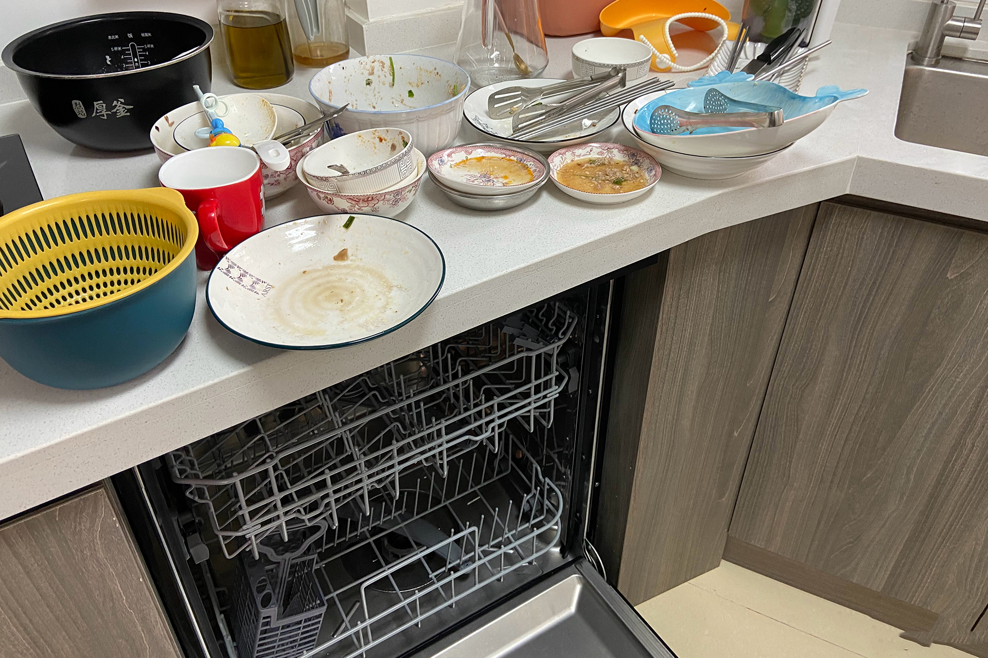 洗碗机怎么选？哪一种好用？我家换了三台洗碗机，可以说一说感受