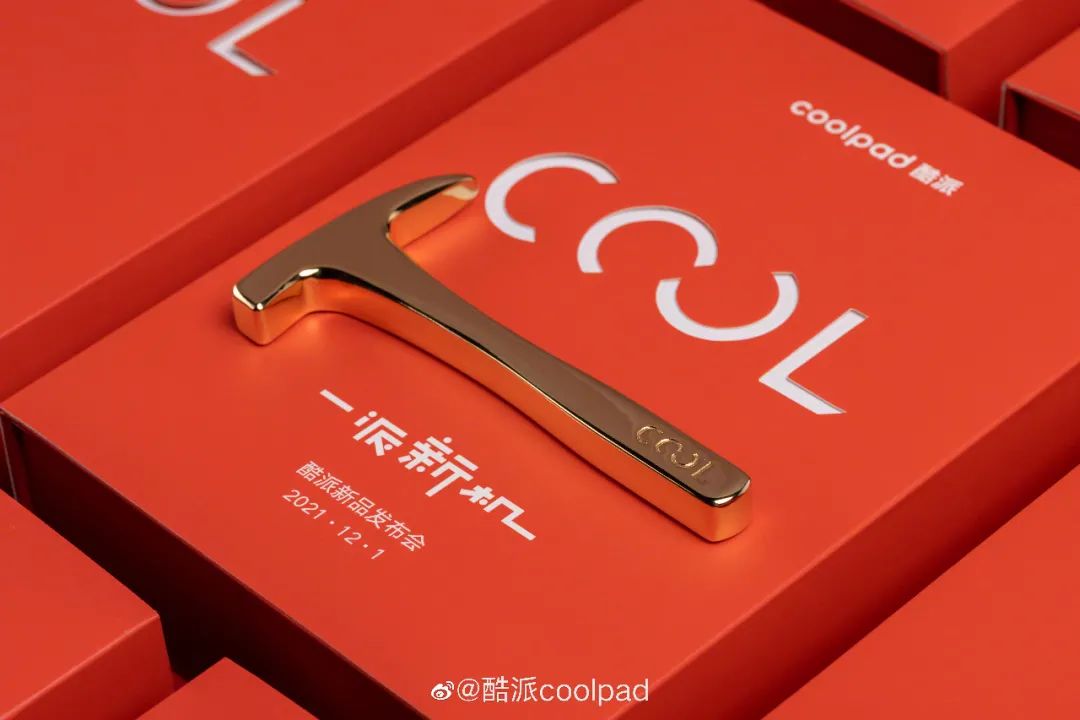 荣耀60系列官宣背部设计亮了；OPPO Reno7系列11月25日发