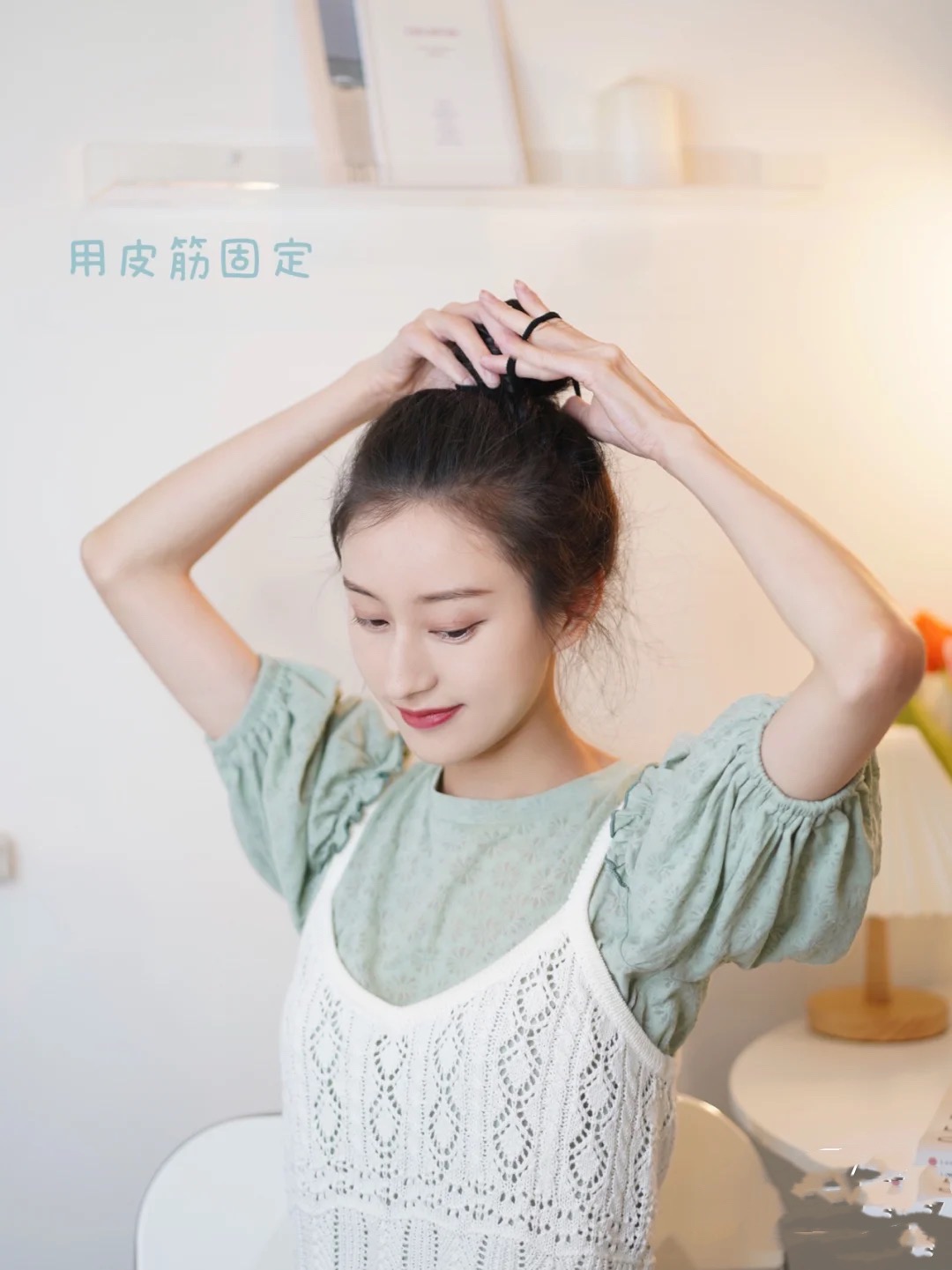 有气质的发型女盘头图片 日常自己简单盘发