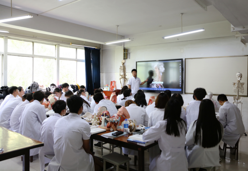 又一高校成立“中医药学院”，东北考生有福了，秋季学期开始招生