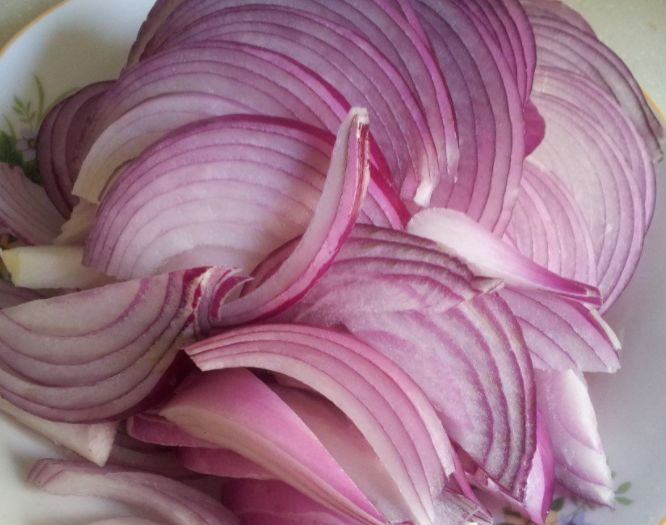 洋葱加一物,一盘按时上厕所,排出毒素,肝脏健康了