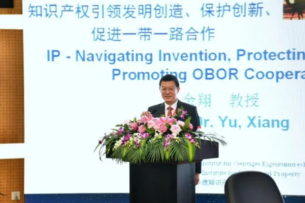 火上热搜！湖北超美大学：占地2000余亩，人民日报、团中央围观