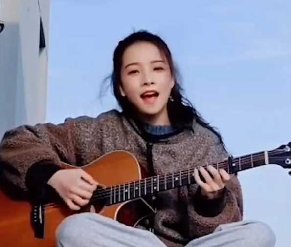 会唱歌，会画画，清华AI学生华智冰火了，未来她能当虚拟女友吗？