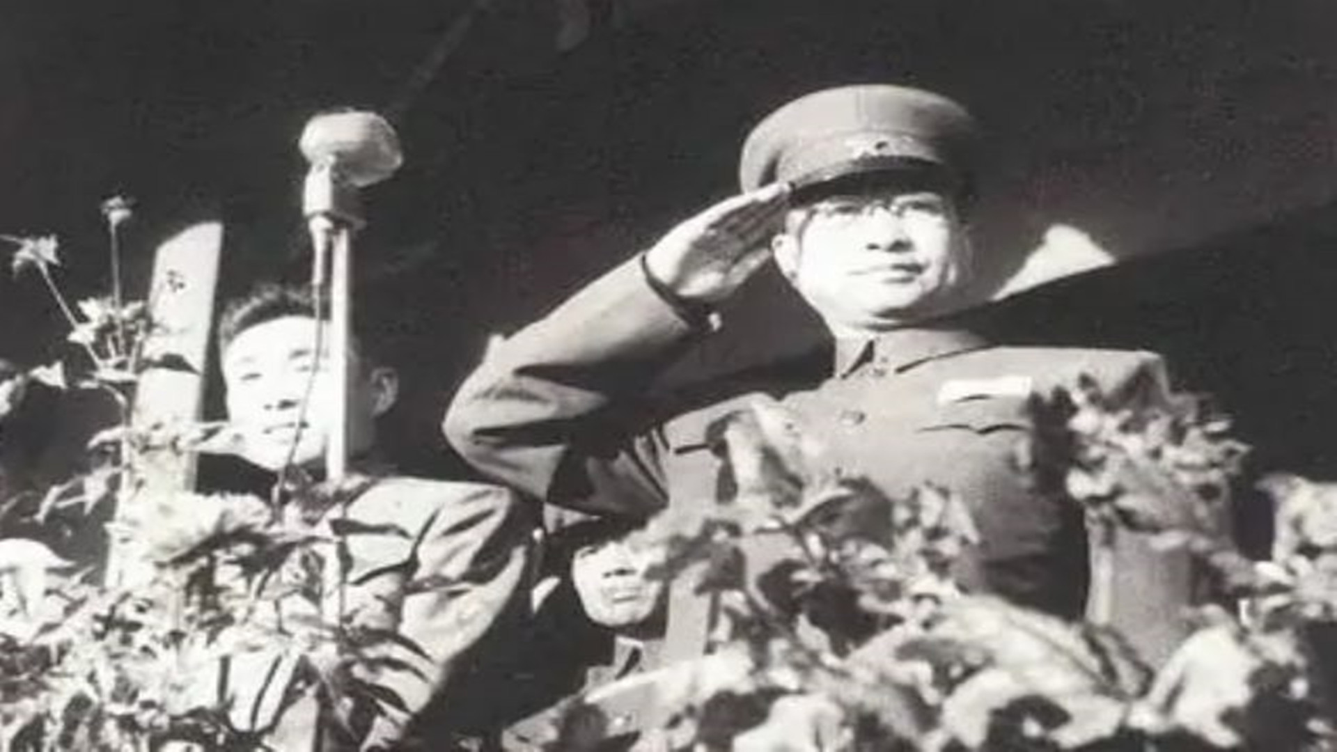 1953年，陈赓筹备哈军工学校时遭遇警察拦车，随后哈尔滨展开严打