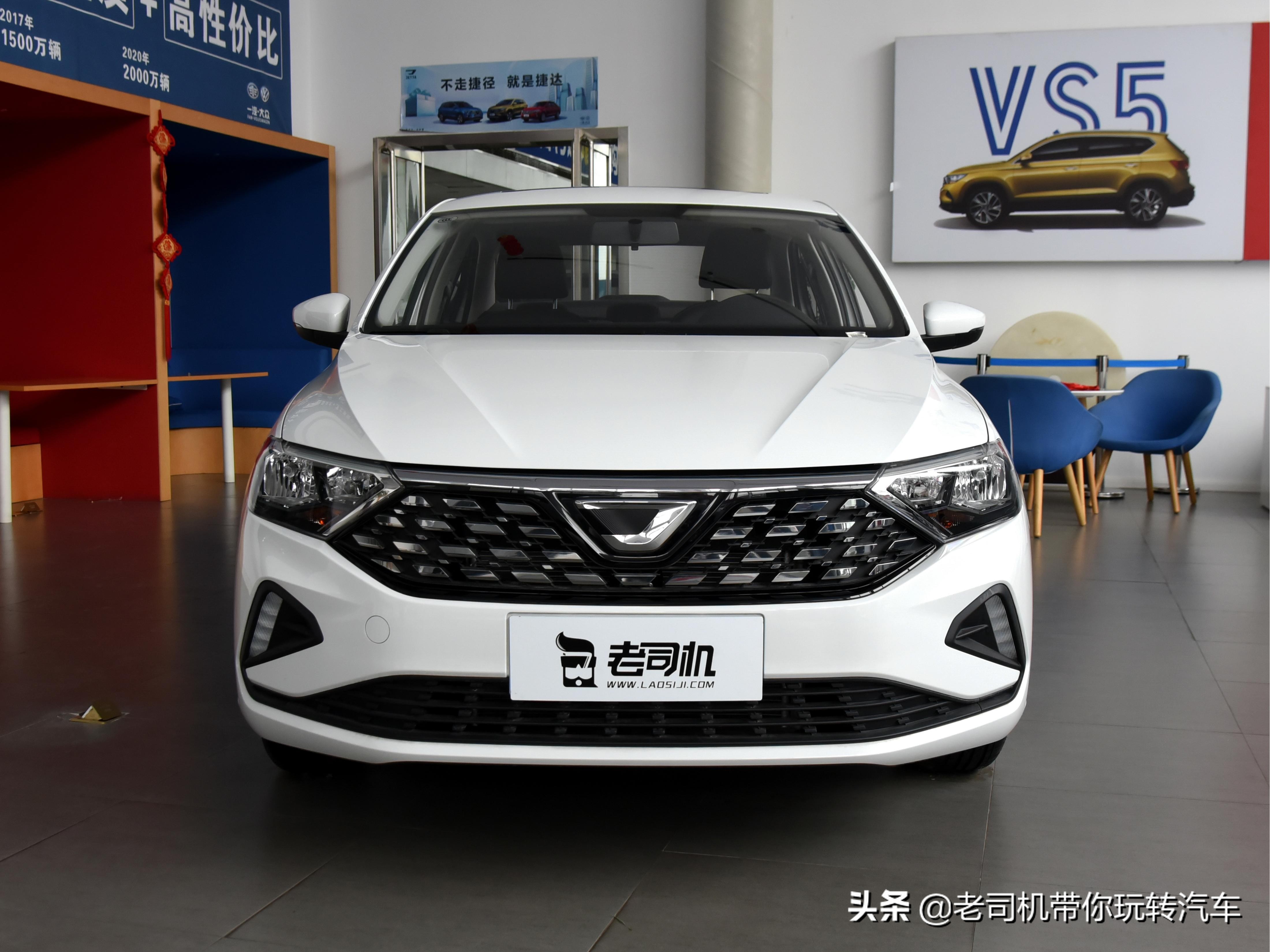 皮实耐用合资品质，这台代步车百公里油耗5.6L，实拍捷达VA3