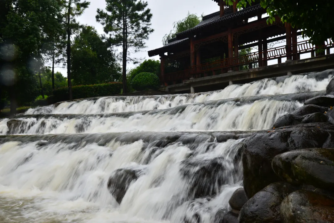 敬亭烟雨，「雨后美景」藏不住......