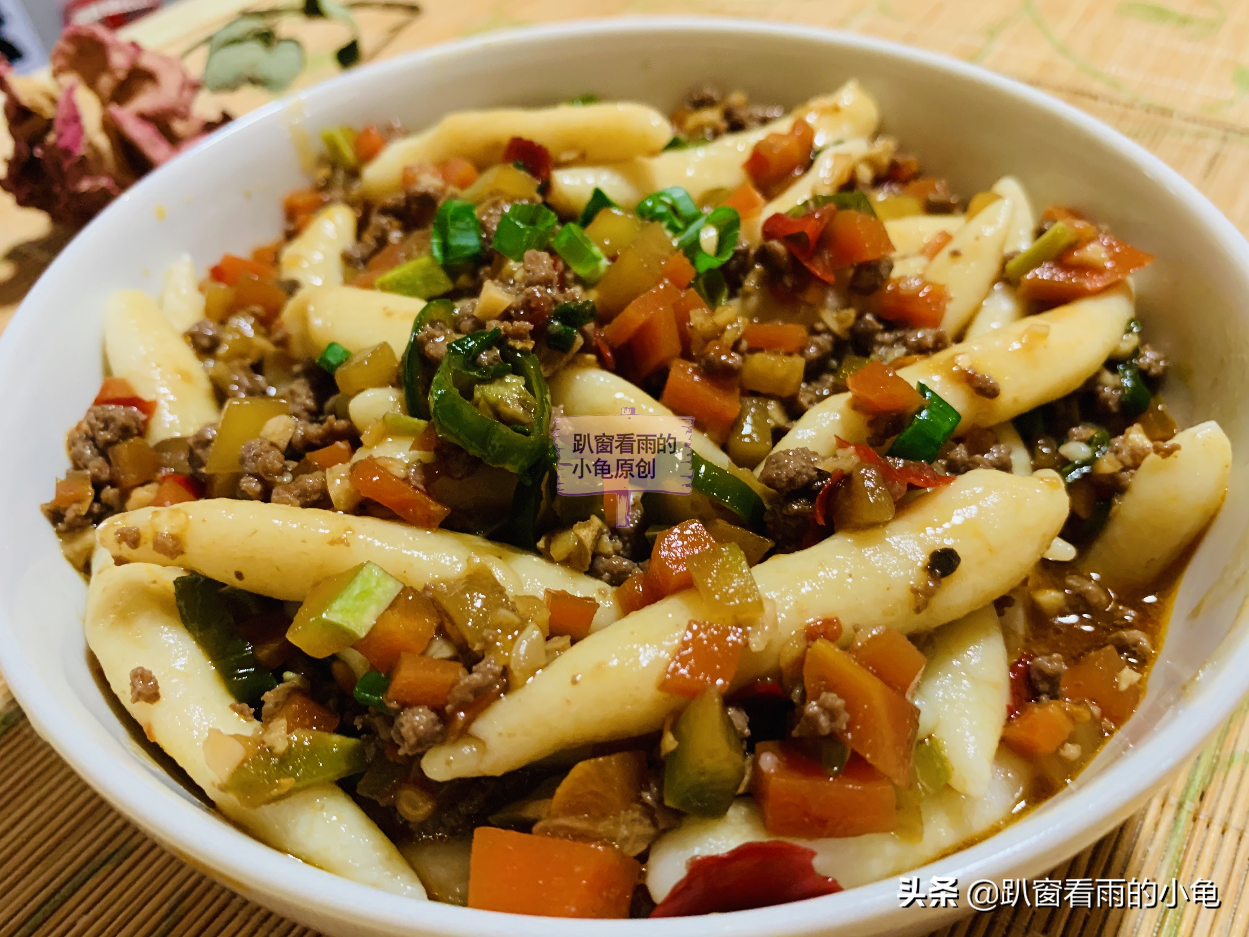 面鱼怎么做（土豆面鱼的制作方法与制作技巧）