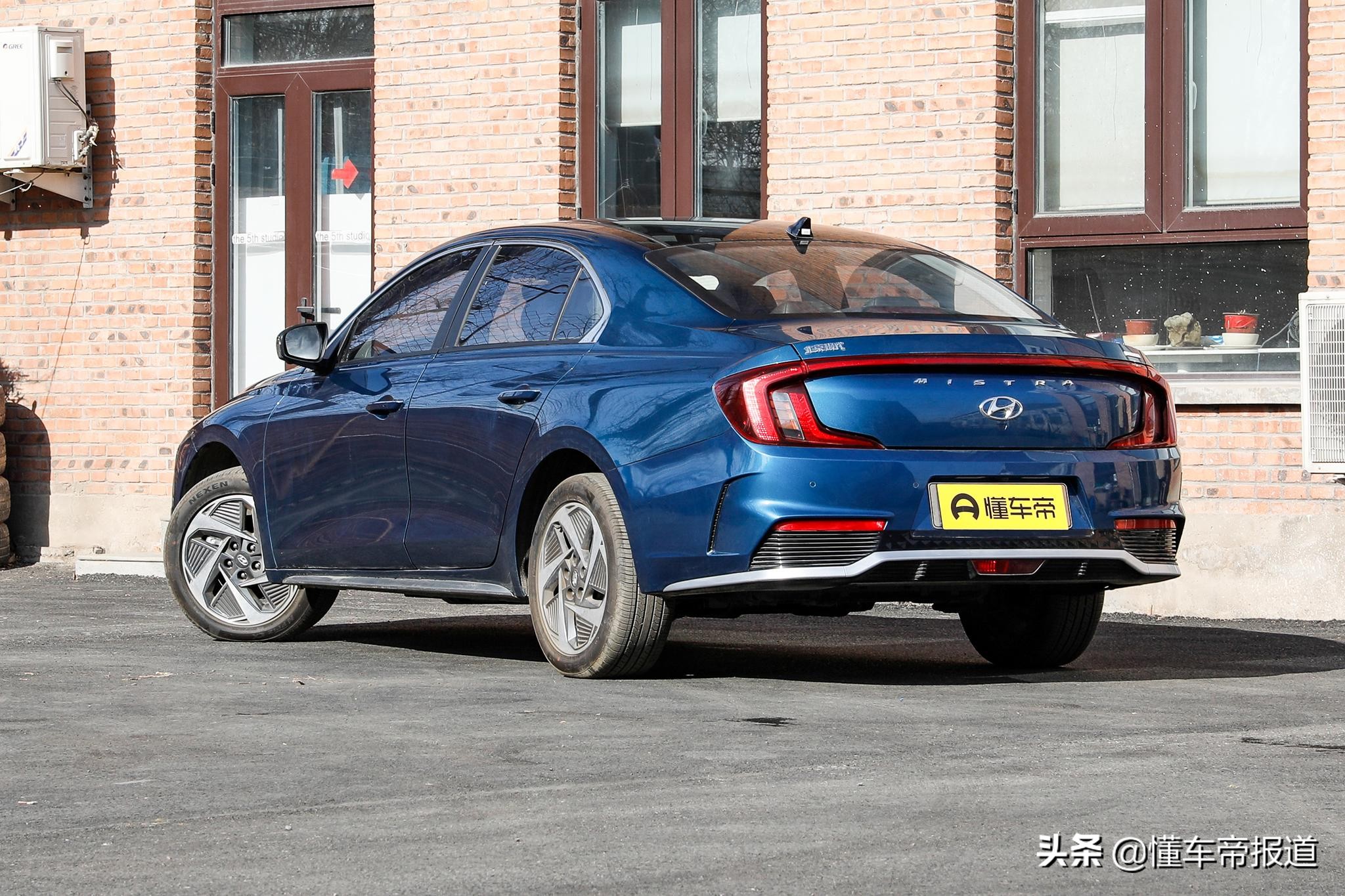 新车｜与MODEL 3同级，续航520公里，实拍现代名图EV