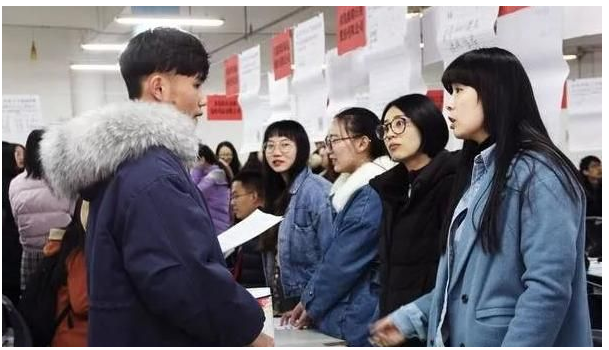 “专科生”也算大学生吗？教育部给出答复，原来很多人都理解错了