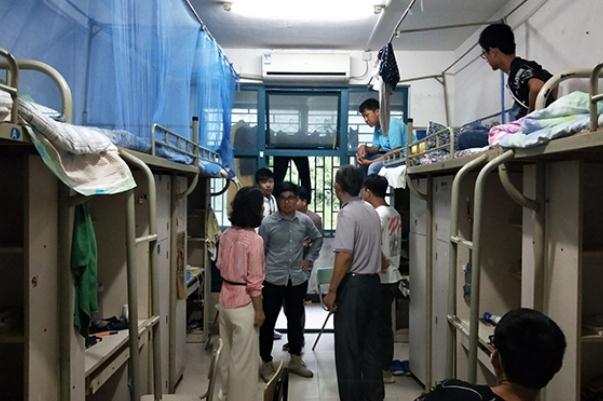 大学生在校外租房成为常态？并非是贪图享受，而是有难言之隐