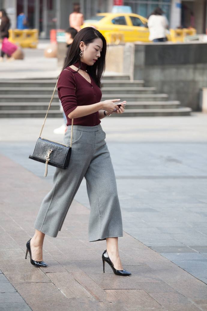 speedy怎么读(穿得贵一点)