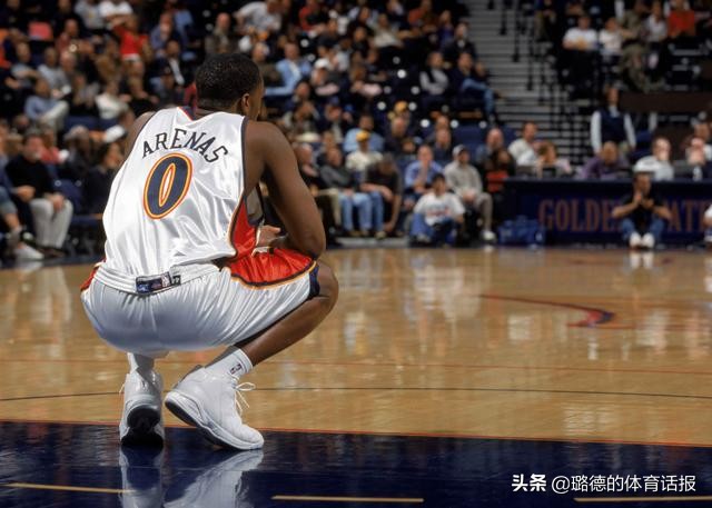 nba四号球衣的球星有哪些(历史上0-4号球衣最强球员！韦德艾弗森难定夺，0号当属阿里纳斯)