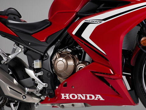 凤凰涅槃的本田CBR400R仿赛，能否与川崎忍者400相抗衡
