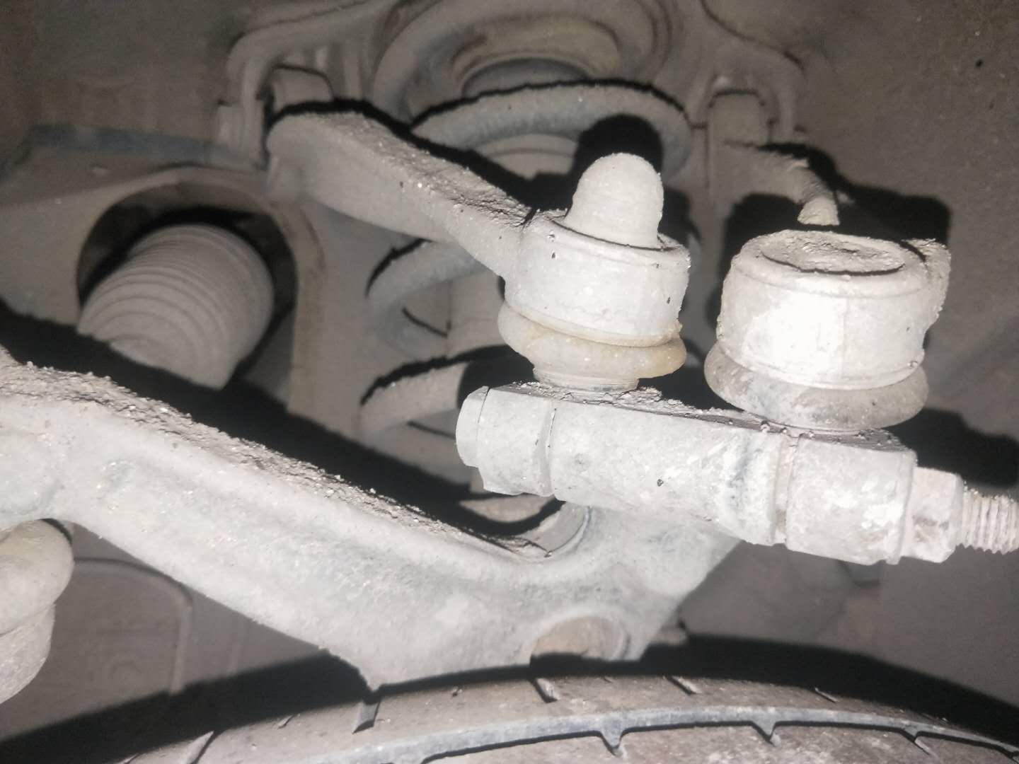 奥迪2.8V6发动机故障一大堆，最吓人的是差点把发动机甩出去