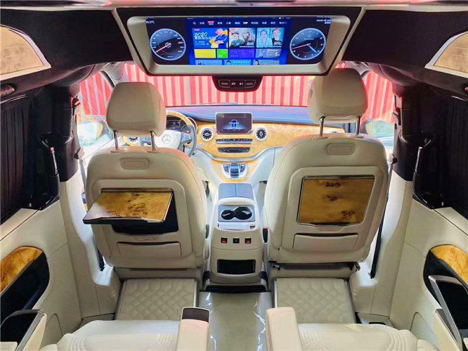 立标双拼色迈巴赫 奔驰V260改装高顶 配置甩埃尔法两条街