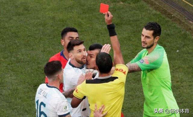 破案了？梅西为什么被红牌罚下，阿根廷媒体曝光裁判报告都说明了