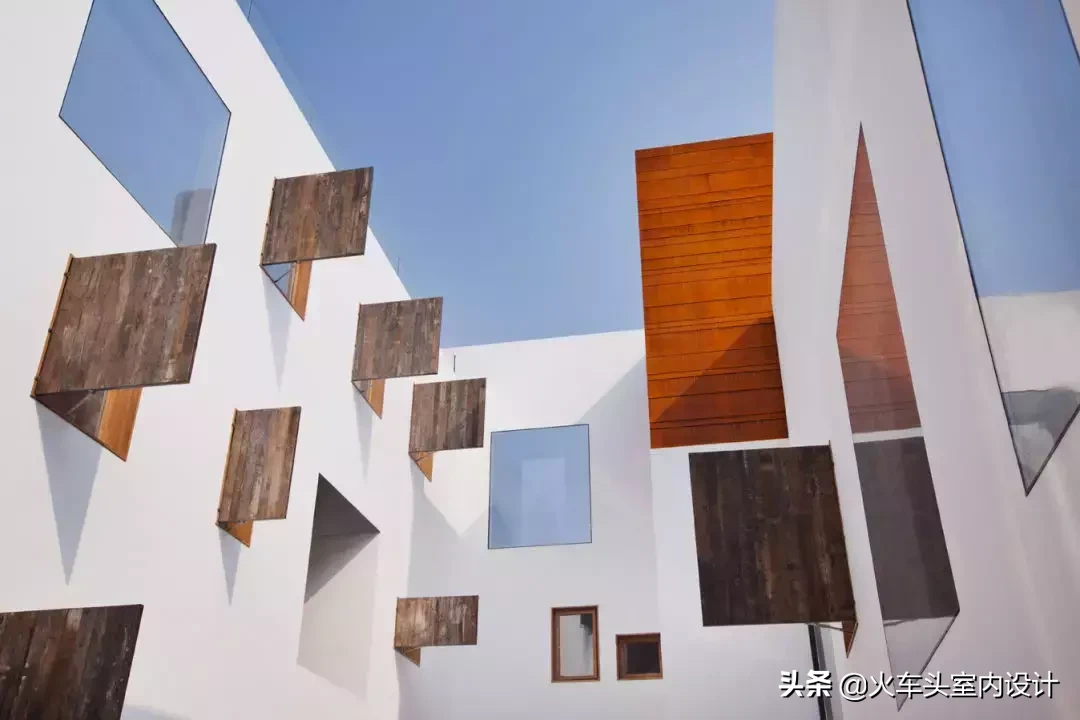 解构主义=凹造型？