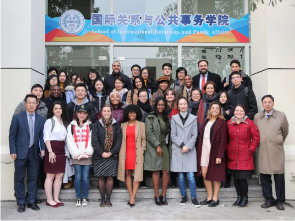 全国最早开设！上海外国语大学这一专业，毕业生深受外交部、新华社等青睐！