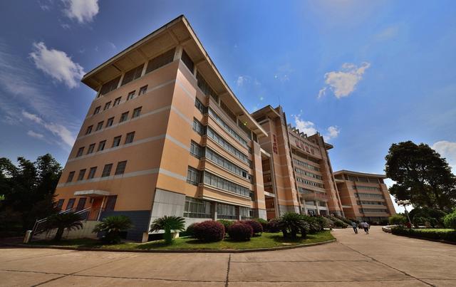 湖南常德五所好高中，2020高考创佳绩，鼎城一中摘得省文科状元