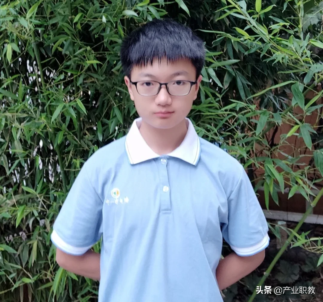 祝贺！河南省新乡一中9名学生被清华、北大等知名高校提前录取