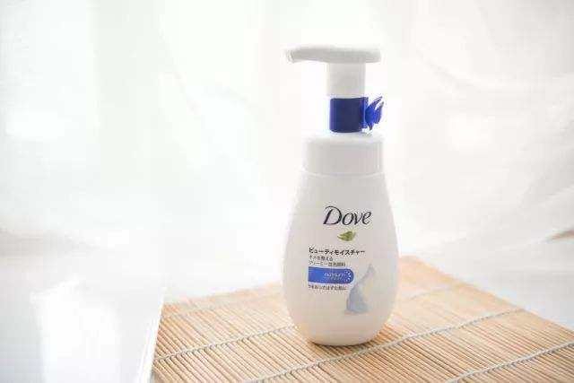 学生党洁面如何选，这4个好口碑洗面奶超好用，第2个还是我的最爱