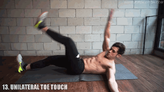 如何练出腹肌线条？6个动作坚持8周，练出巧克力般的腹肌