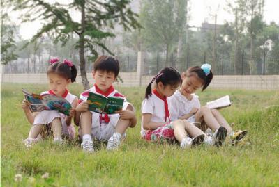 为何家长争着送孩子读私立学校，不选公立学校，私立真有那么好？