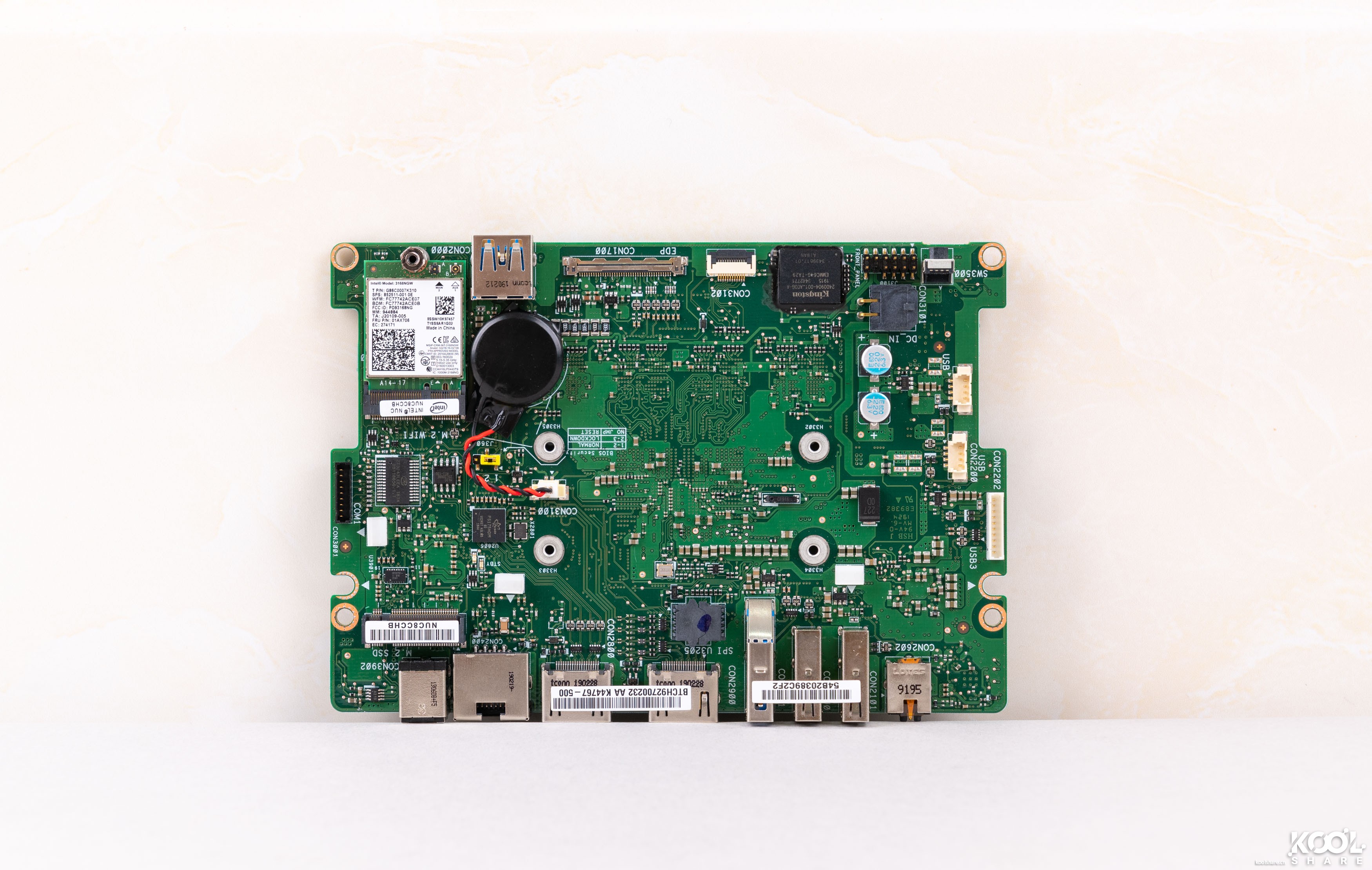 Intel NUC8CHK Chaco Canyon 开箱拆解评测