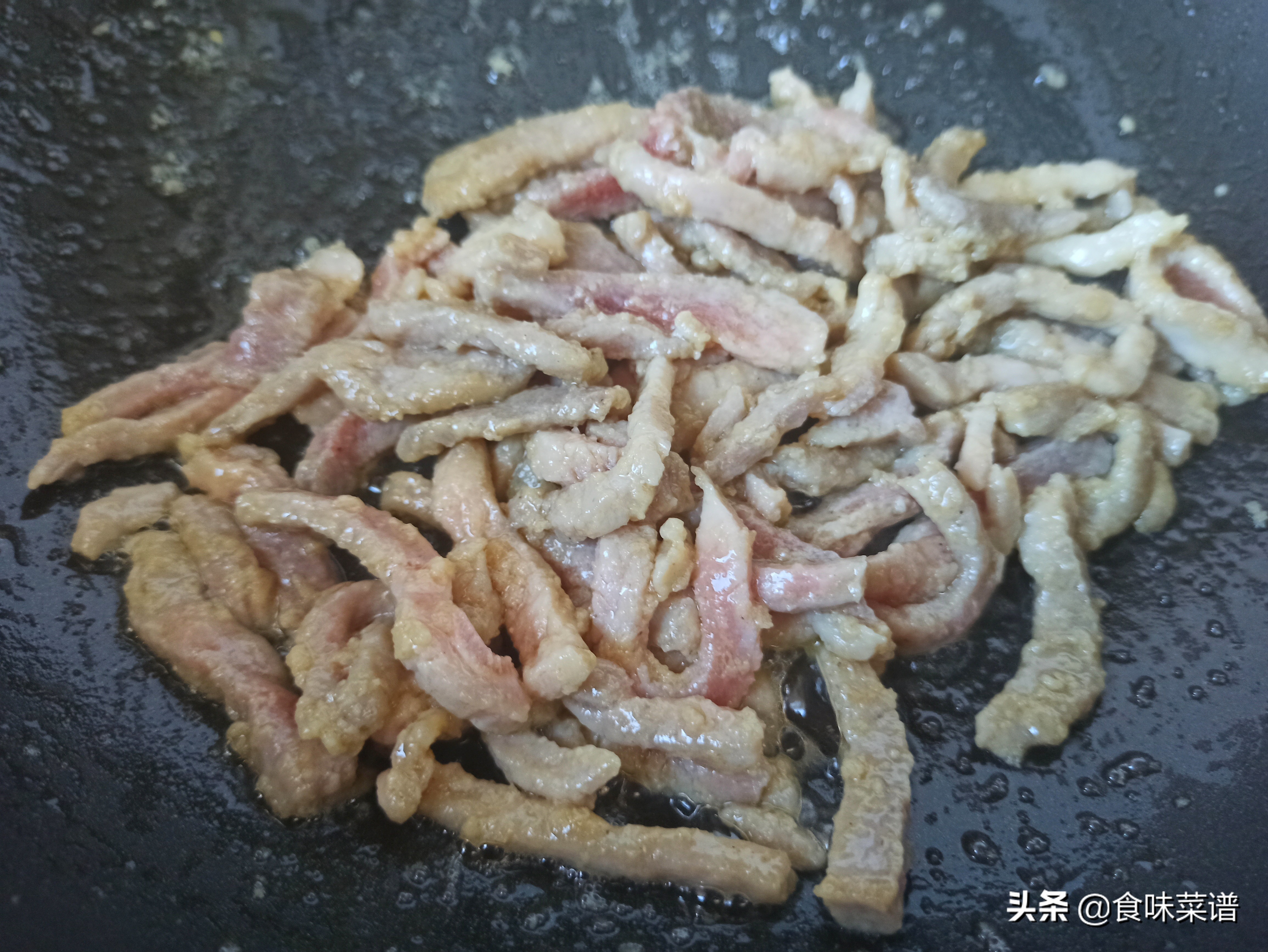 鱼香汁怎么调（万能鱼香汁的经典调配口诀）