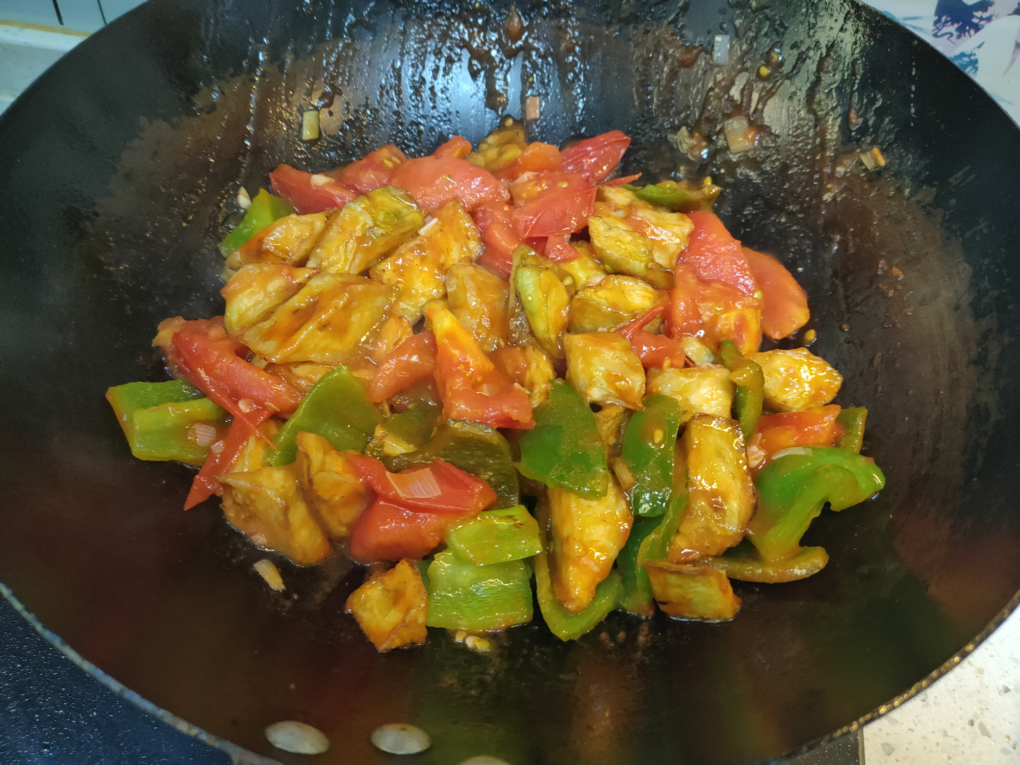 圆茄子怎么做才好吃(多加一步茄子软糯入味不吸油)