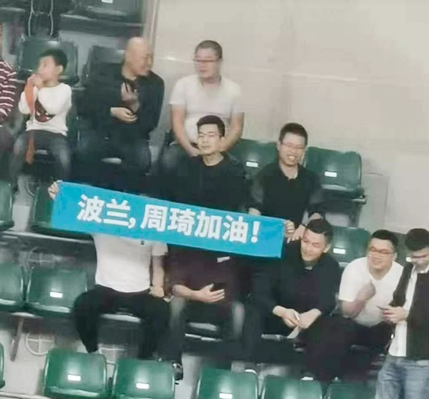 为什么nba球员会退出世界杯(“波兰人”不是归罪周琦退赛的理由！错之规则，才是“万错”之源)