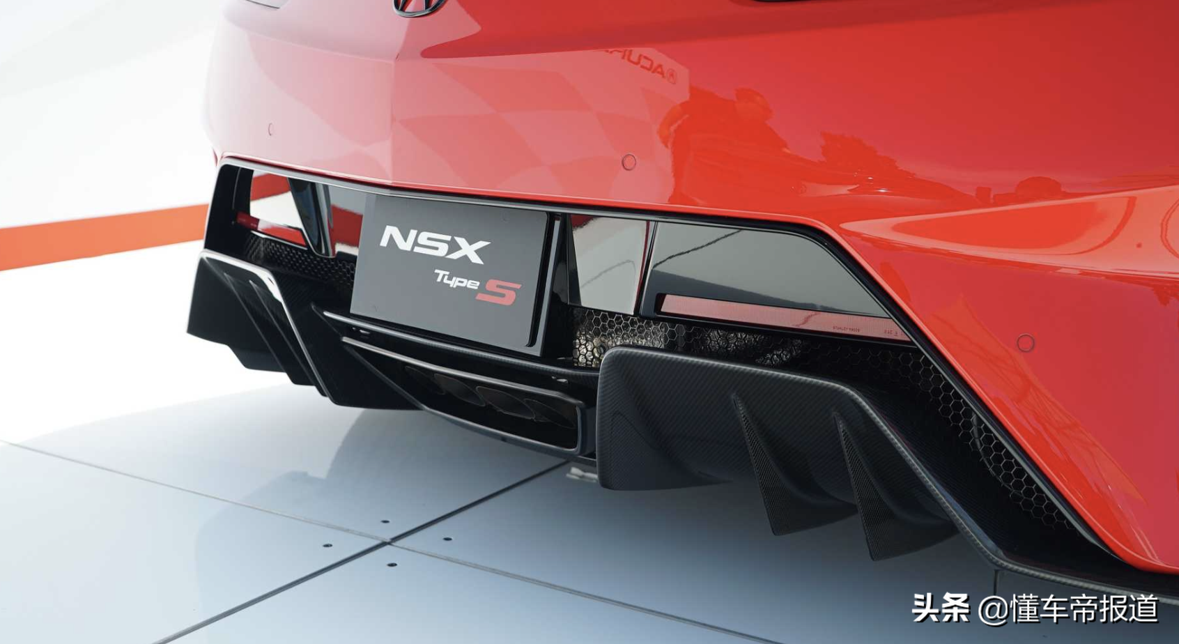 新车｜约合人民币110万起，讴歌NSX Type S实车亮相，动力性能更强