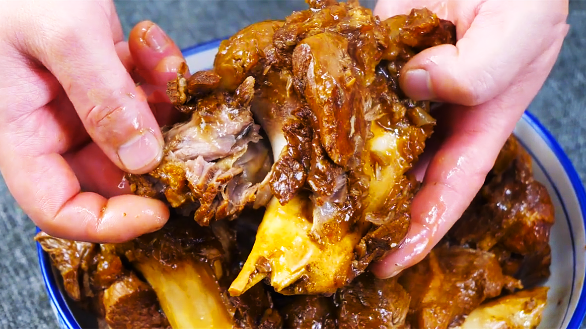 冬天手脚冰凉，多吃这15道家常肉菜，热乎乎从脚暖到头，温暖过冬