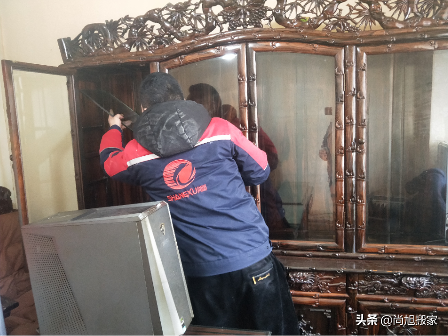 上海高端搬家公司是怎样的，出于这好奇心，小编带你体验一下